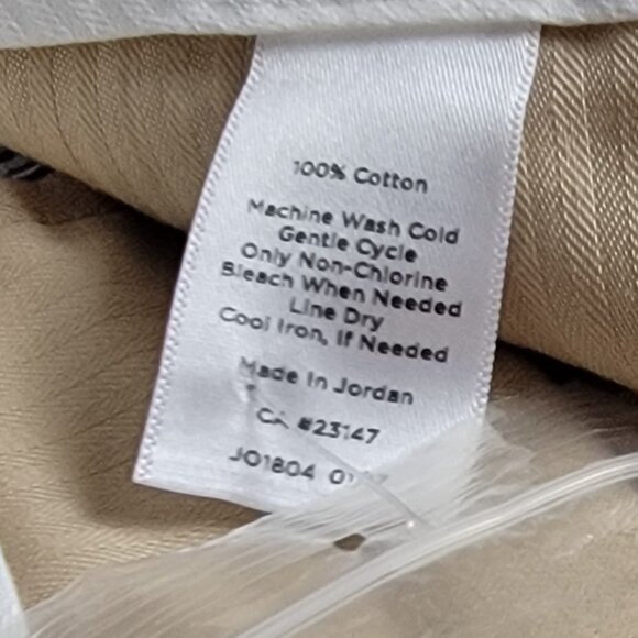 NWOT Talbots Blue White Striped Chelsea Seersucker Capri Pants - 4 - Picture 7 of 9